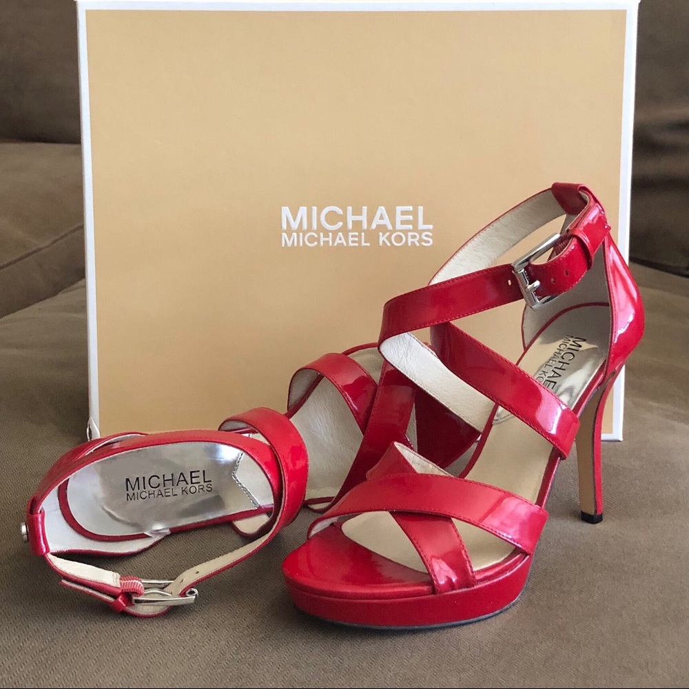 🆕 Michael Kors 🌶 ‘Evie Platform’ Sandals